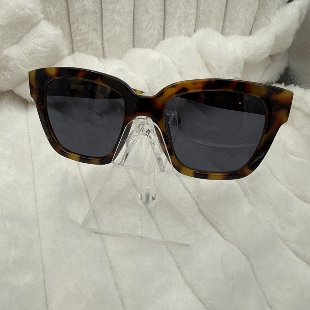 J.Crew Tortoise Exclusive Cat-Eye Ladies Sunglasses Thick Glamorous Frames HOT